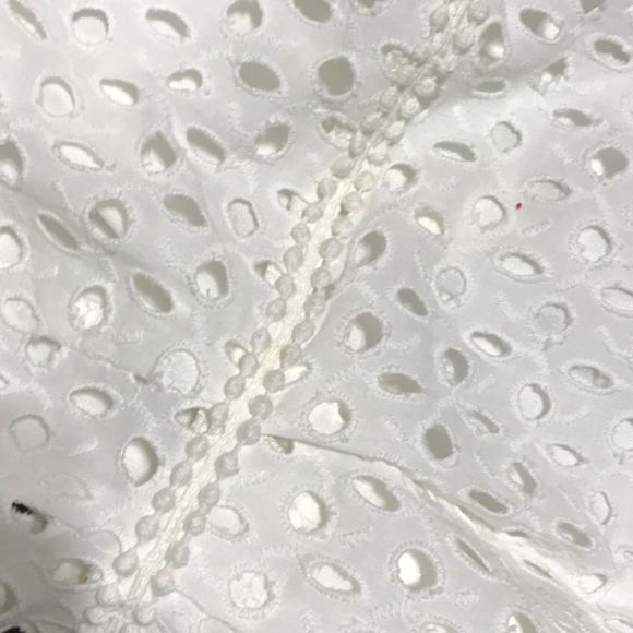 White Belted  Eyelet Sheath Dress Preppy and Chic Sizeb10 - Picture 12 of 13